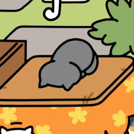 はいいろさん ごめん寝　ウッドデッキ